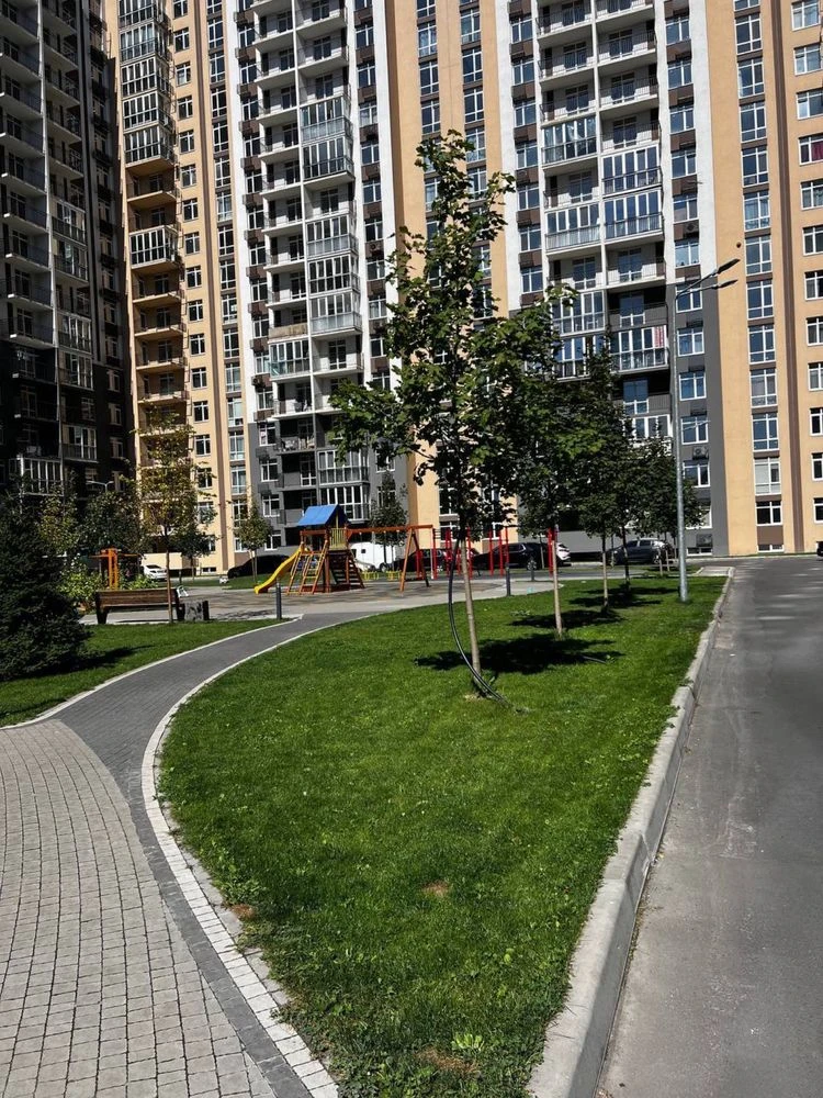 Продаж 2-к квартири 61м2 ЖК Кришталеві Джерела вул. Академік