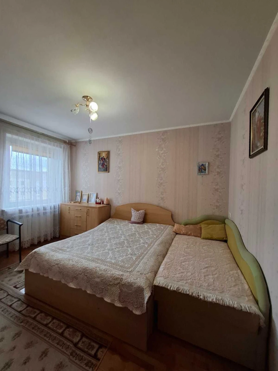 Продаю 4-кімнатну квартиру біля ТЦ "Арсен". 85,6 м2
