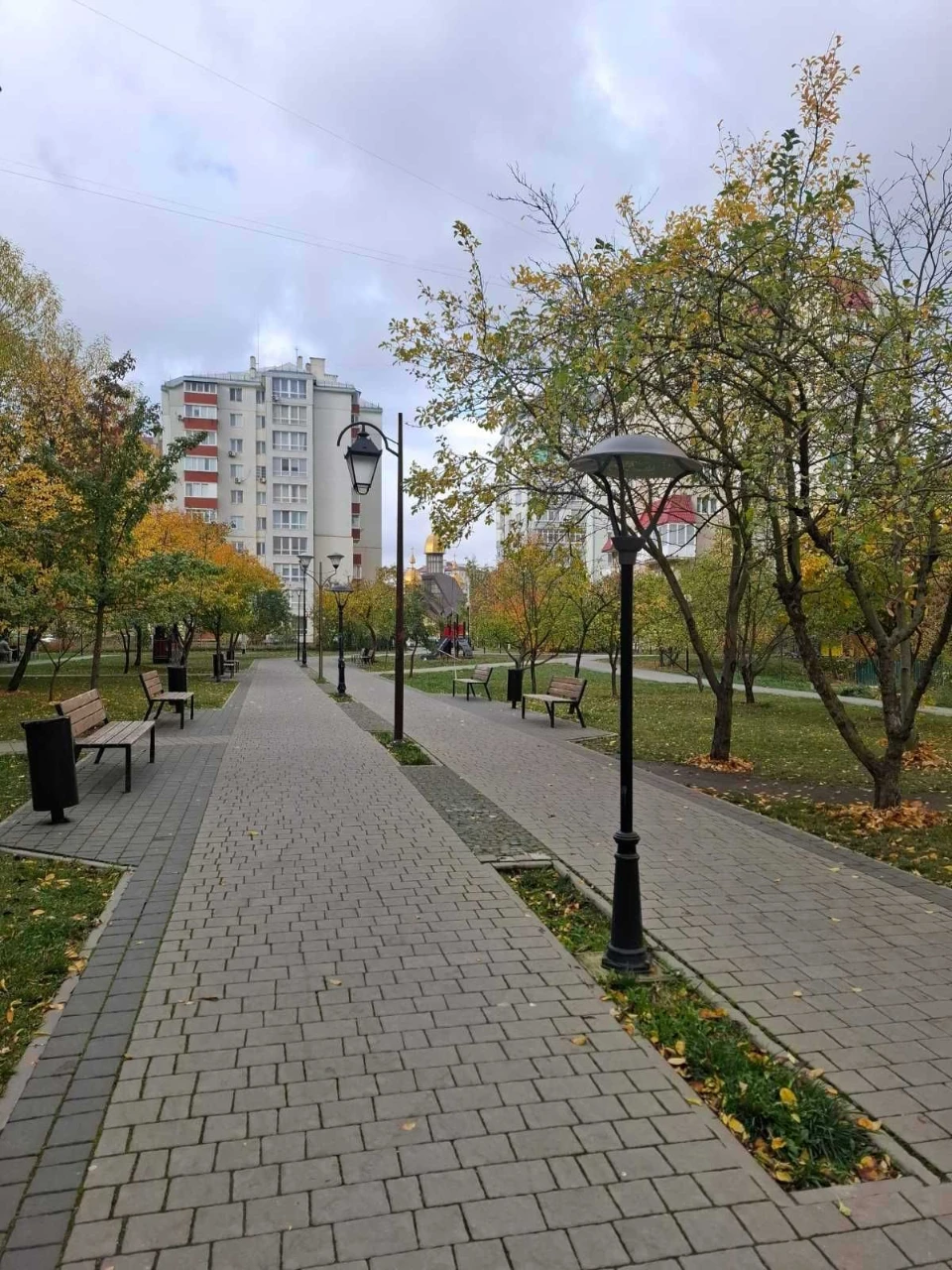 Продаю 4-кімнатну квартиру біля ТЦ "Арсен". 85,6 м2