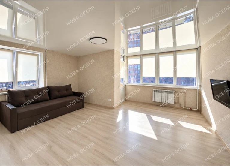 For sale 1-bedroom apartment. Czech. Nebesna Сотні, Podil!