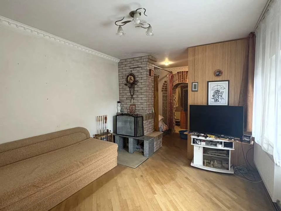 House. Sumy, Budivelnykiv Street