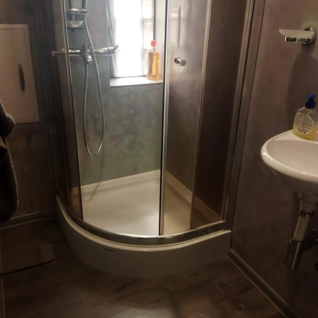 Rent 3-room apartment 52 sq m, Voskresenskaya St., 6A