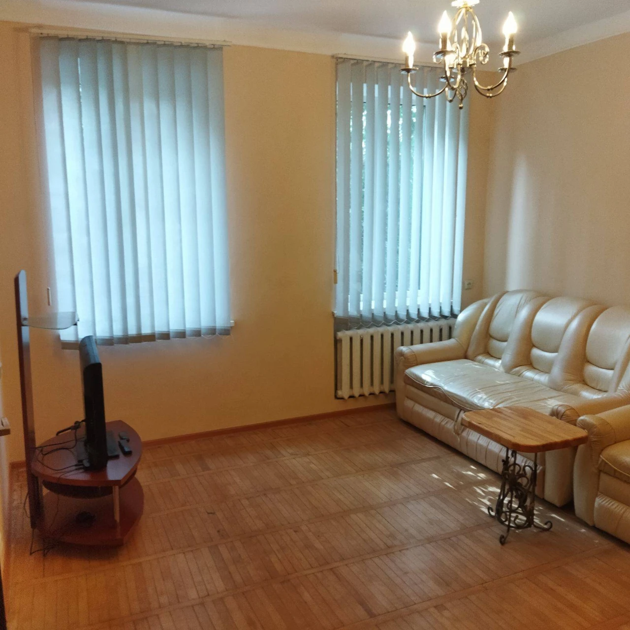 Сдам просторную 3-комнатную квартиру в Днепровском районе, г.