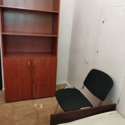 Сдам просторную 3-комнатную квартиру в Днепровском районе, г.