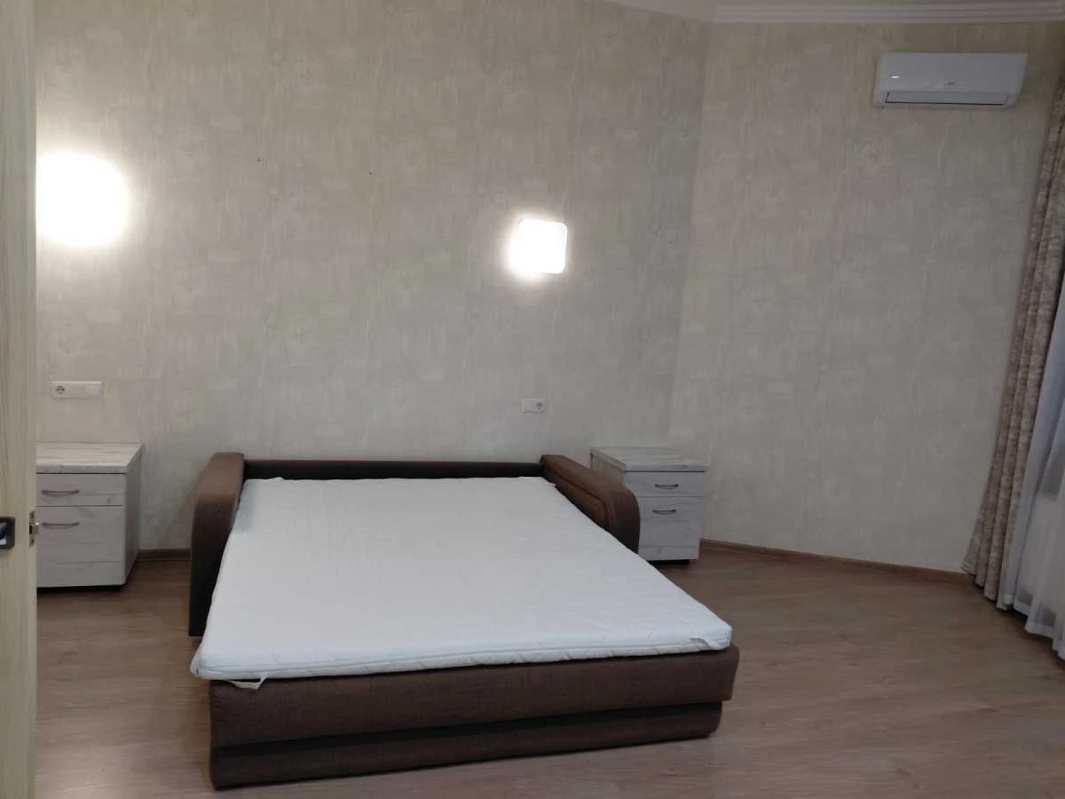 Сдается 1-комнатная квартира 30 м², улица Светлицкого, 35
