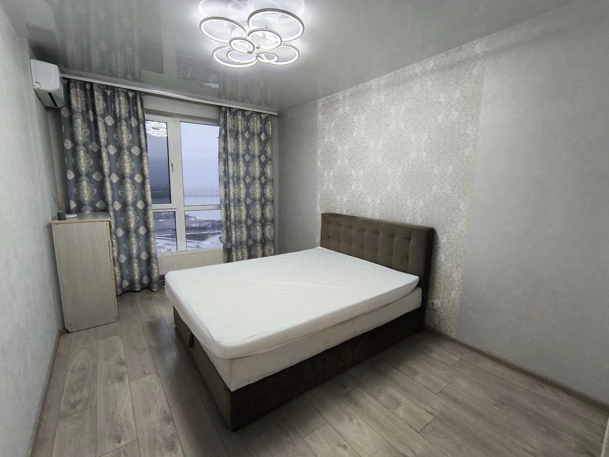 Аренда 1-комнатной квартиры 40 м², Ревуцкого ул., 40В