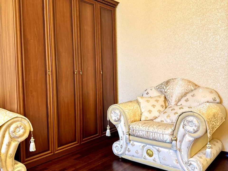 Apartment. Khreshchatyk st., Kyiv