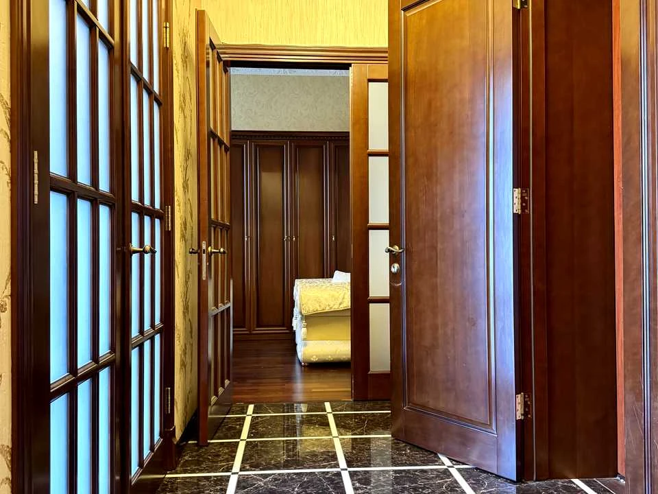 Apartment. Khreshchatyk st., Kyiv