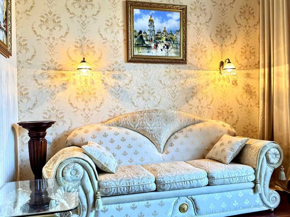 Apartment. Khreshchatyk st., Kyiv