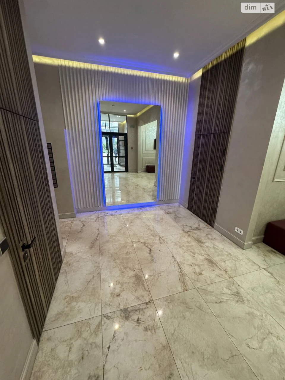 Long-Term Rental Apartment, Radynyi