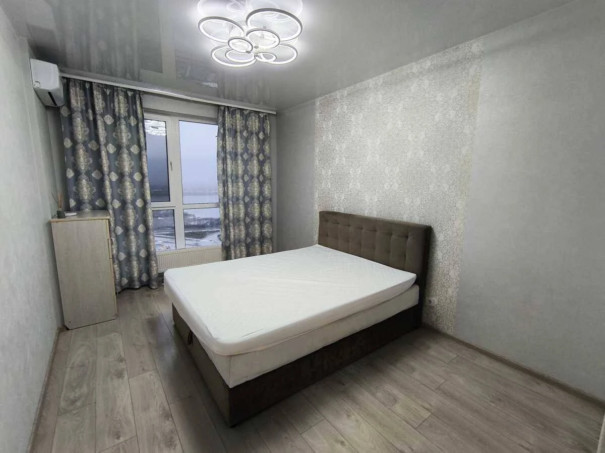 For Rent Long-Term 1-Bedroom Apartment, Kyiv, Darnytskyi, Revuts'koho Street