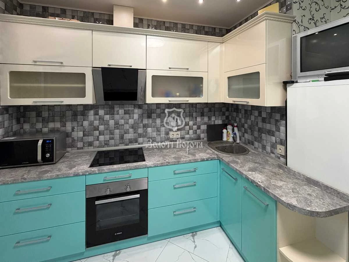 Продається 1-кімнатна квартира 40,2 м², Берестейський, 71а