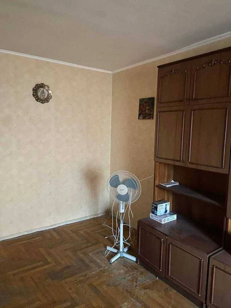 Продам 1-к квартиру Київ, Святошинський, Жолудєва вул, 1