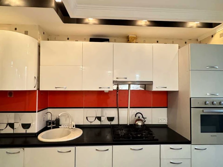 Apartment. Odesa, Lustdorfska Street, 123/2