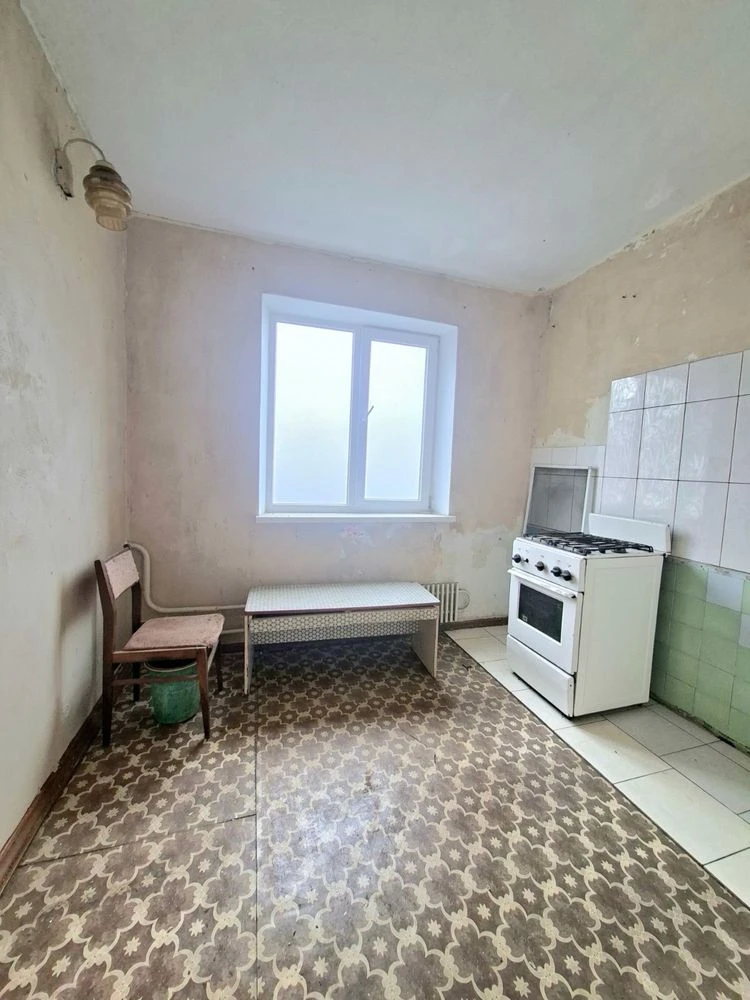 3-bedroom apartment for sale on Voronetskaya Street