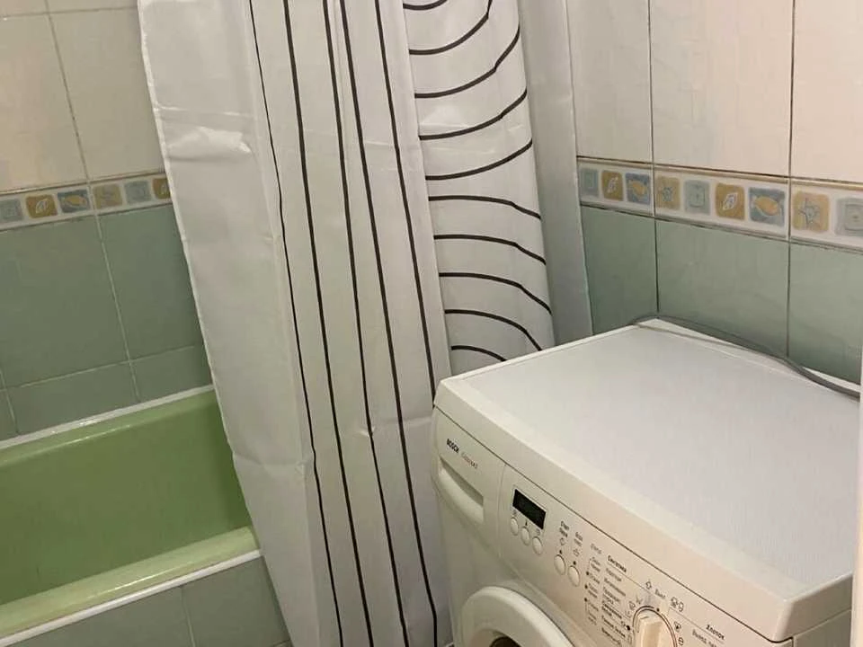 Квартира. Київ, Академіка Заболотного вул.