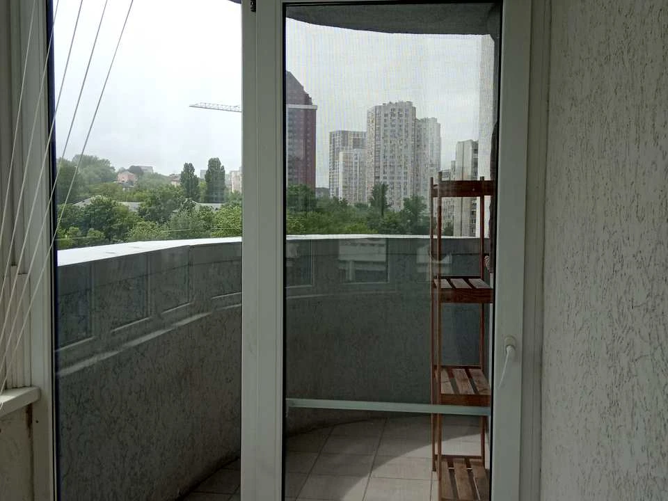 Apartment. Holosiivsky Prospect