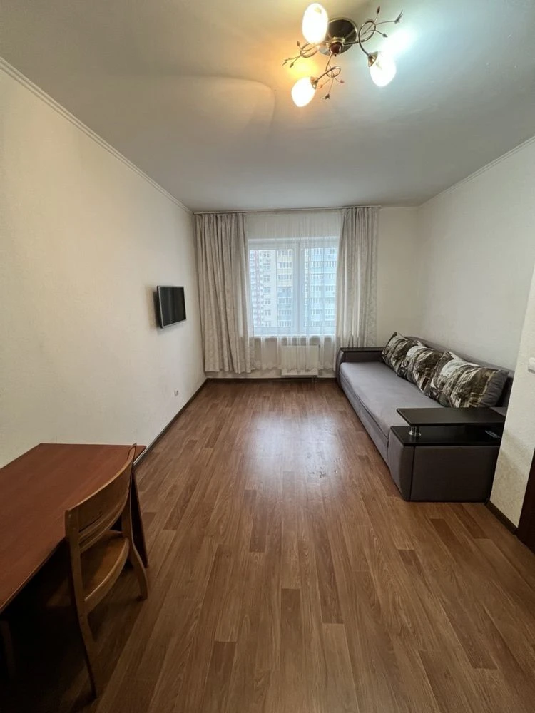 Продаж БЕЗ% 1к., квартири ЖК Патріотика, вул. С.Русової 7, м