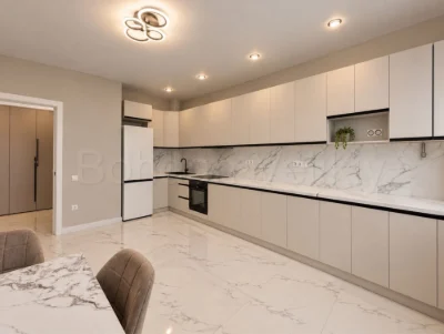 Продаж 2-кімнатної квартири ЖК «Весняний»/83 м²/Новий ремонт/Новий район