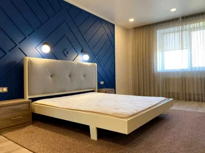 Apartment. Дніpro, Naberezhna Pereomohy str.
