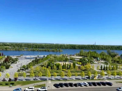 Apartment. Дніpro, Naberezhna Pereomohy str.