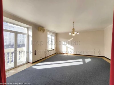 For Sale Spacious Apartment (163.3 sq m) in Kyiv, Pecersky