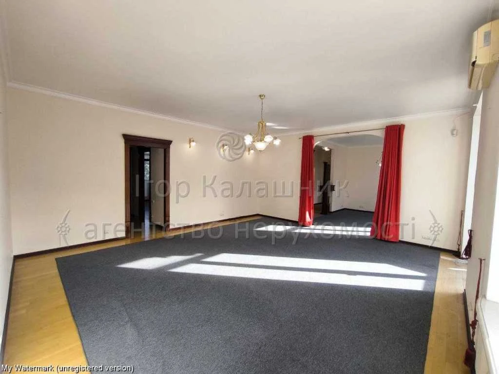 For Sale Spacious Apartment (163.3 sq m) in Kyiv, Pecersky