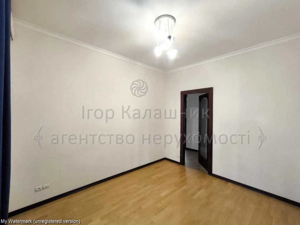 For Sale Spacious Apartment (163.3 sq m) in Kyiv, Pecersky