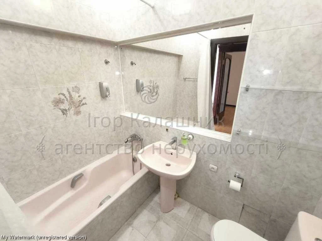 For Sale Spacious Apartment (163.3 sq m) in Kyiv, Pecersky