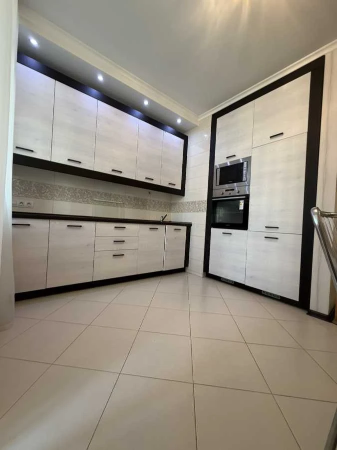Продам однокімнатну квартиру (56 м²) у Києві, Дарницький рай