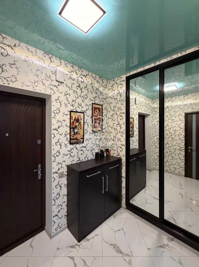 Продається однокімнатна квартира (40,2 м²) в Киеве, Святошинський