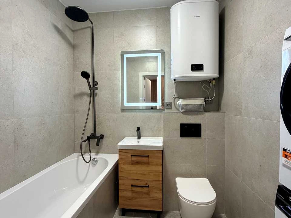 Apartment. Kyiv, Rodyny Krysteriv st.