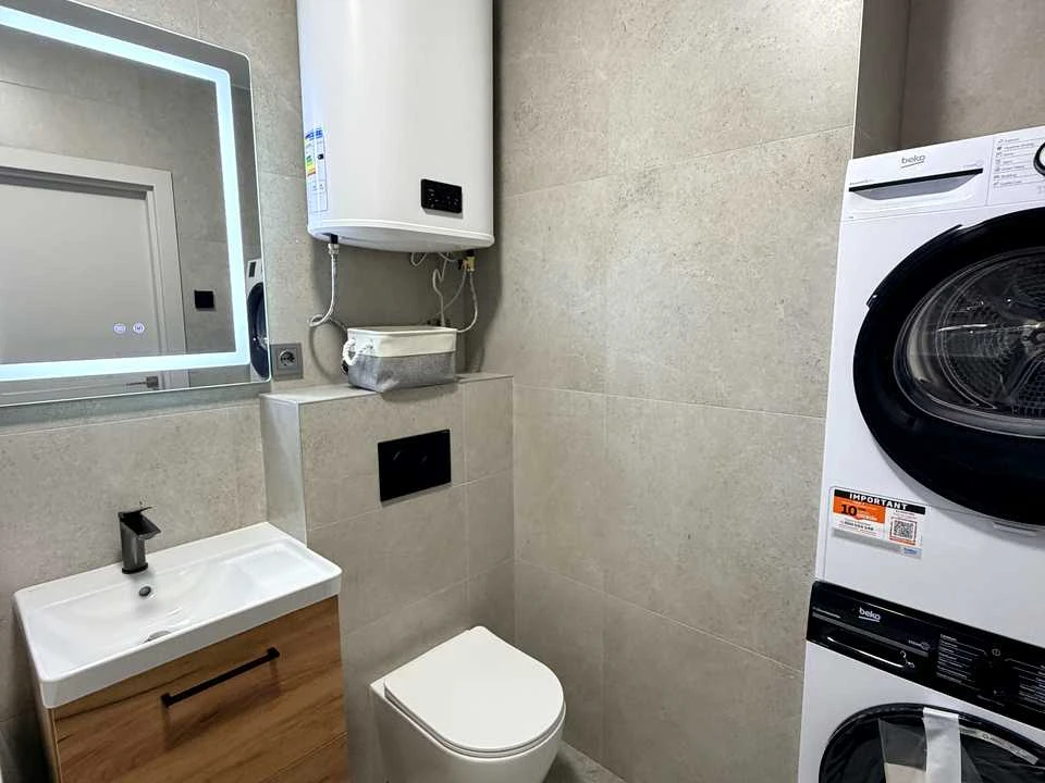 Apartment. Kyiv, Rodyny Krysteriv st.