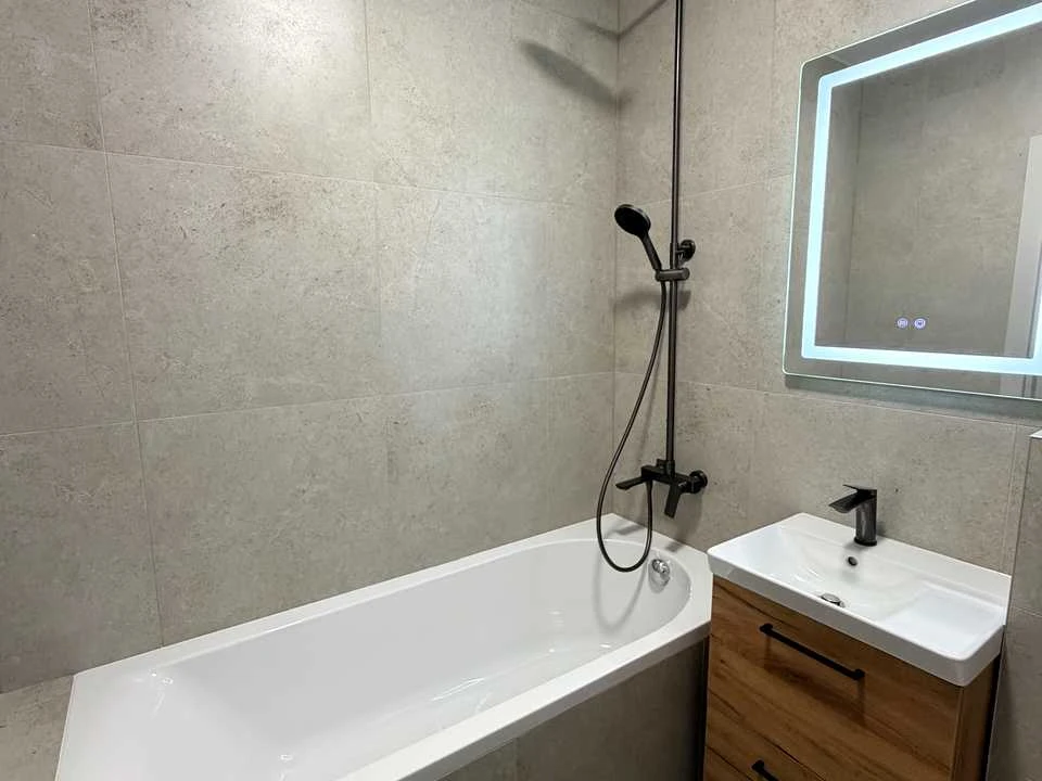 Apartment. Kyiv, Rodyny Krysteriv st.