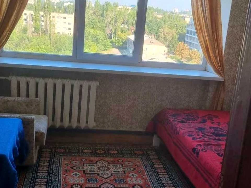 Apartment. Zaporizhzhia, Heroiv polku Azov boulevard.