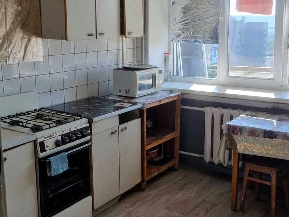 Apartment. Zaporizhzhia, Heroiv polku Azov boulevard.