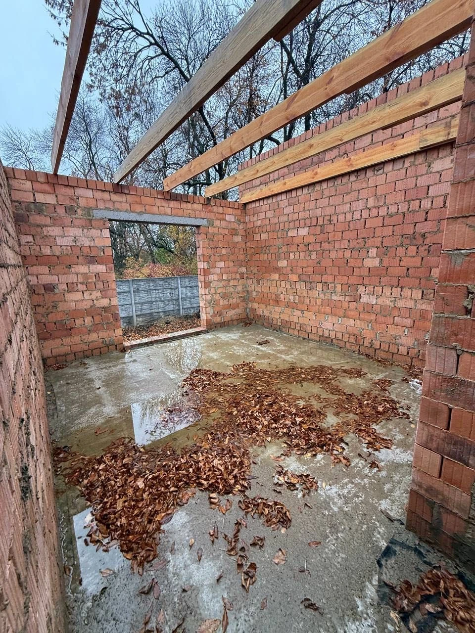 Продаж готового таунхауса в Тяжилові