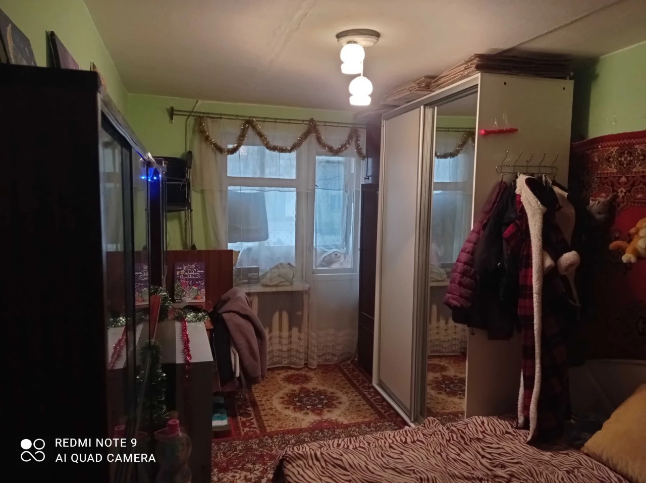 3-bedroom apartment in a brick building
