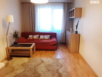 Long-Term Rental Apartment, Poznaki