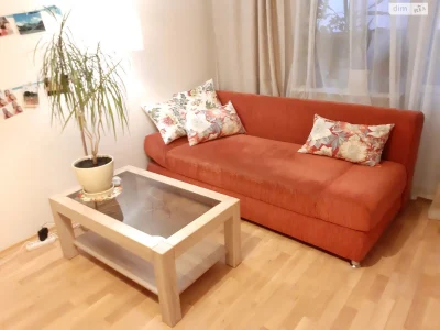 Long-Term Rental Apartment, Poznaki