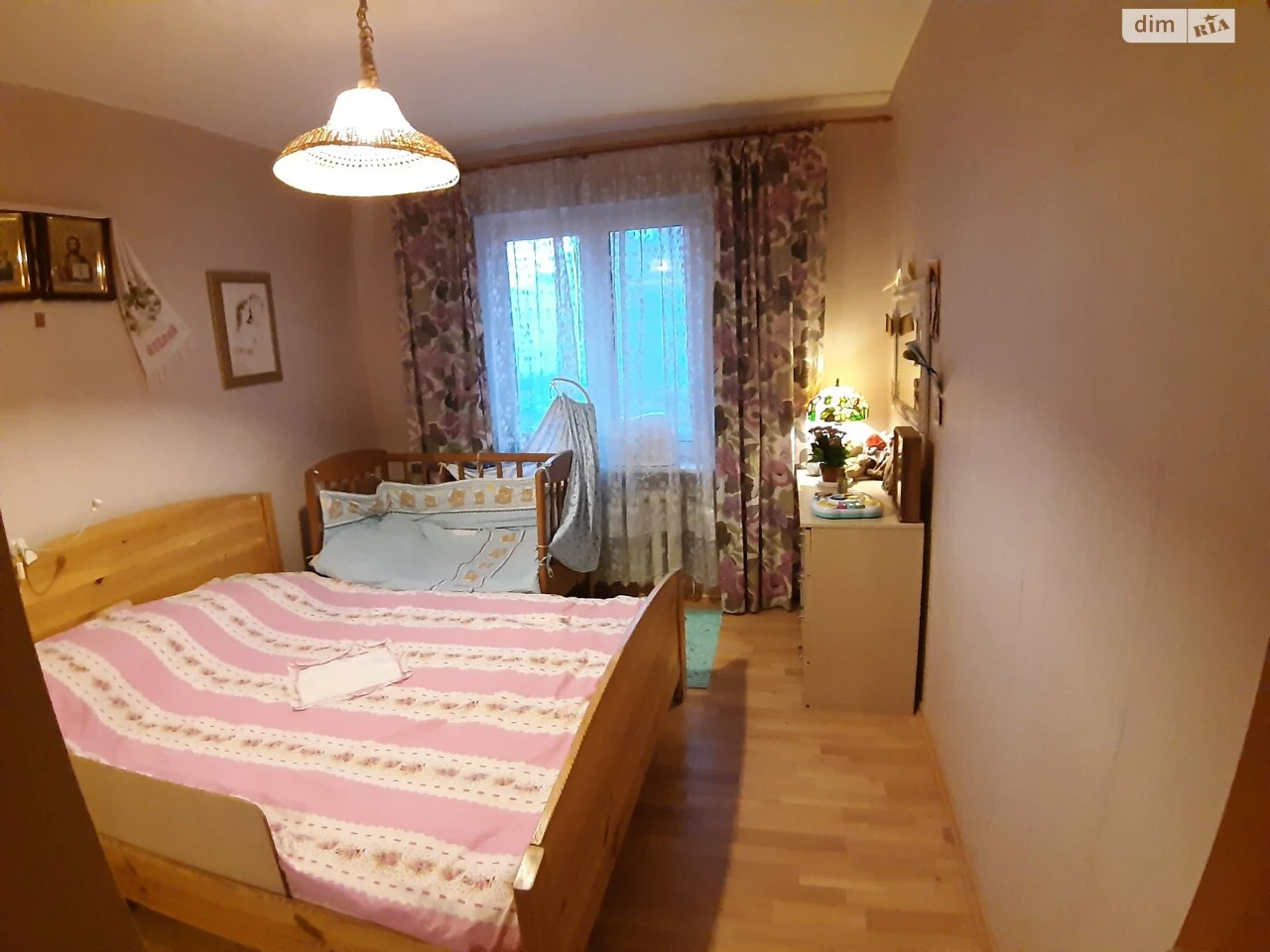 Long-Term Rental Apartment, Poznaki