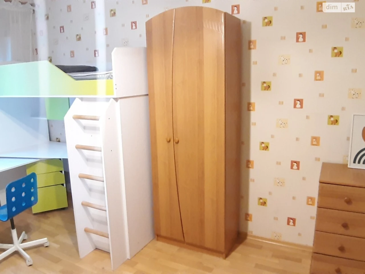 Long-Term Rental Apartment, Poznaki