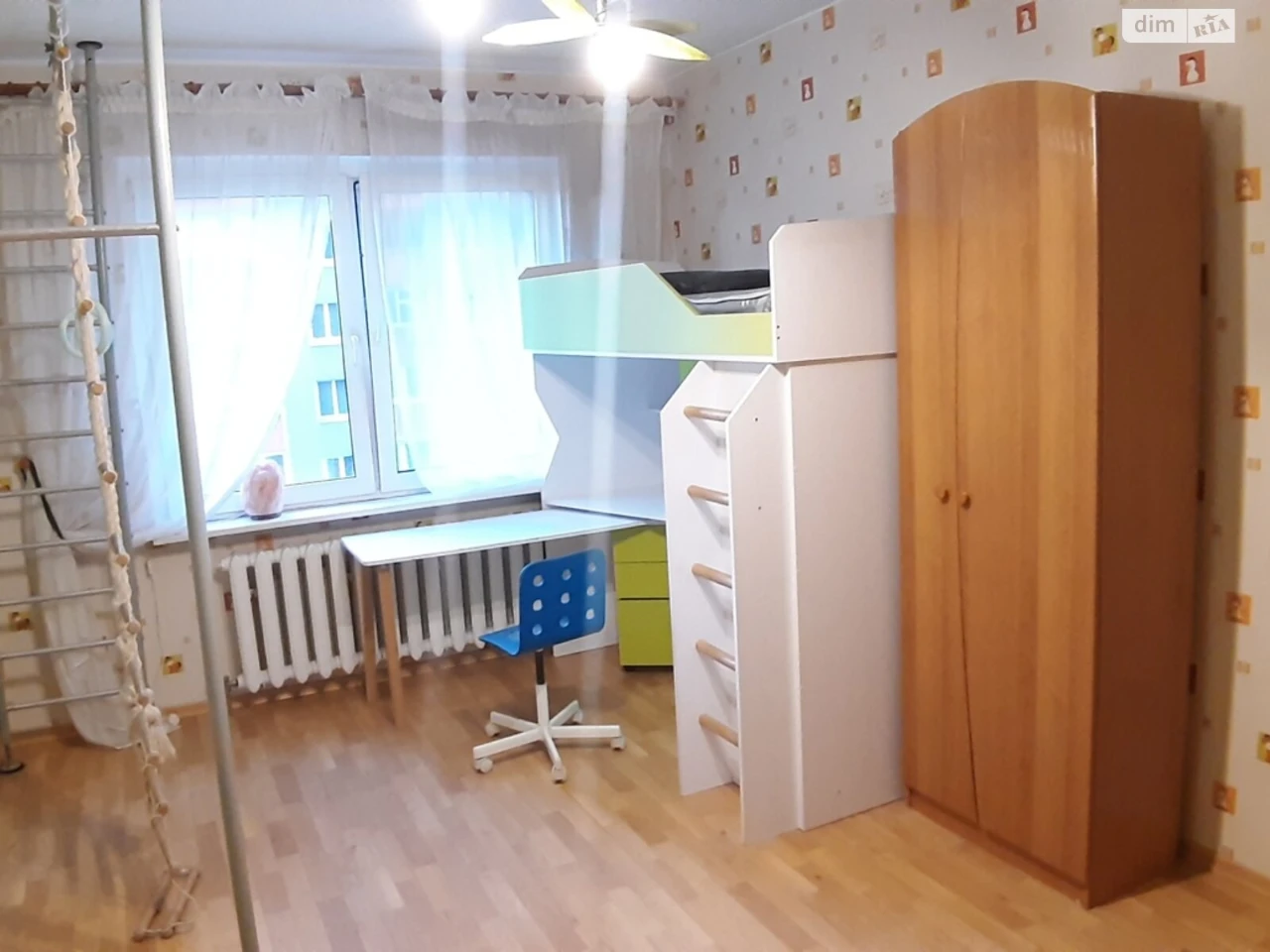 Long-Term Rental Apartment, Poznaki