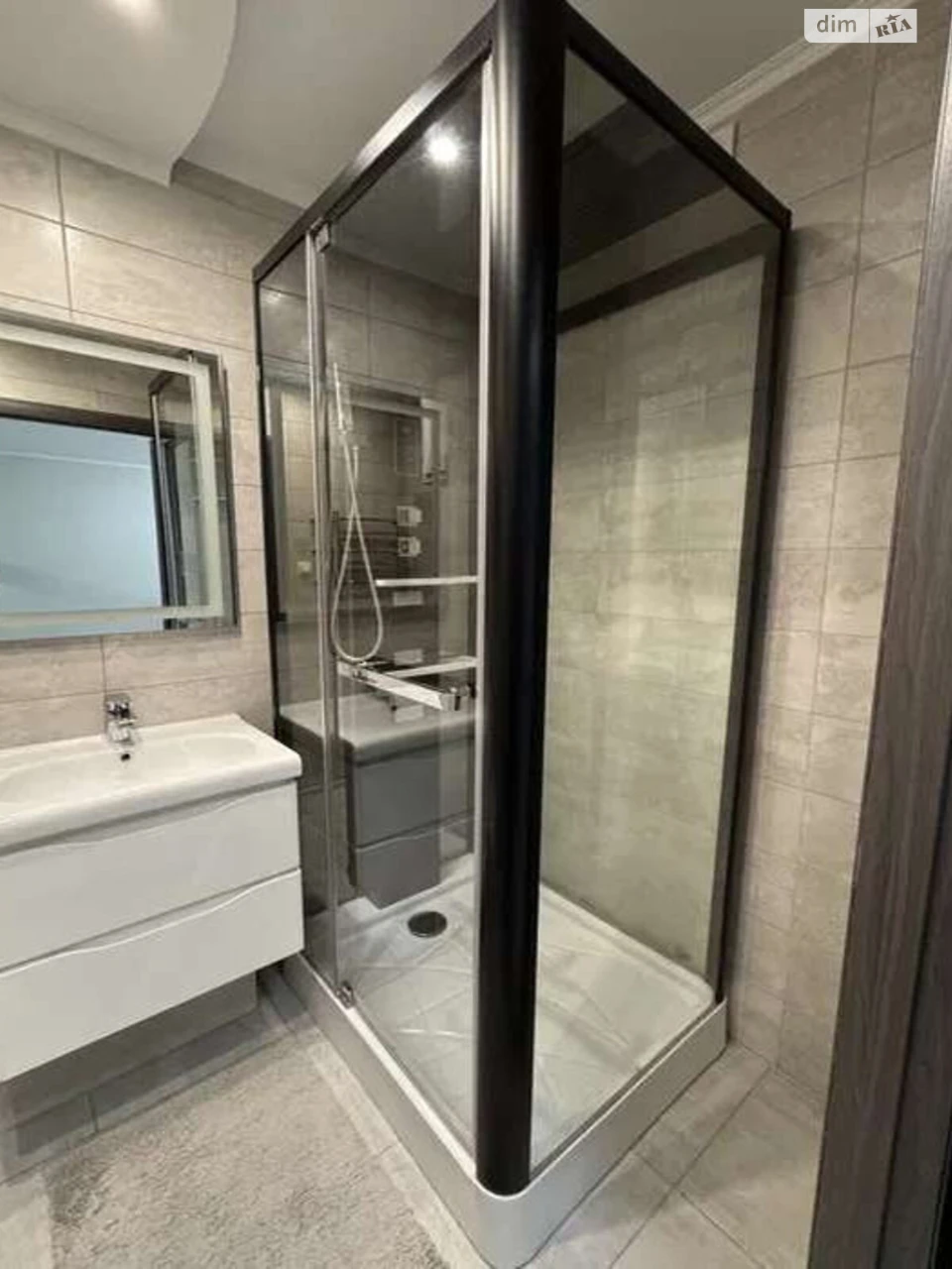 Long-Term Rental Apartment in Nivki