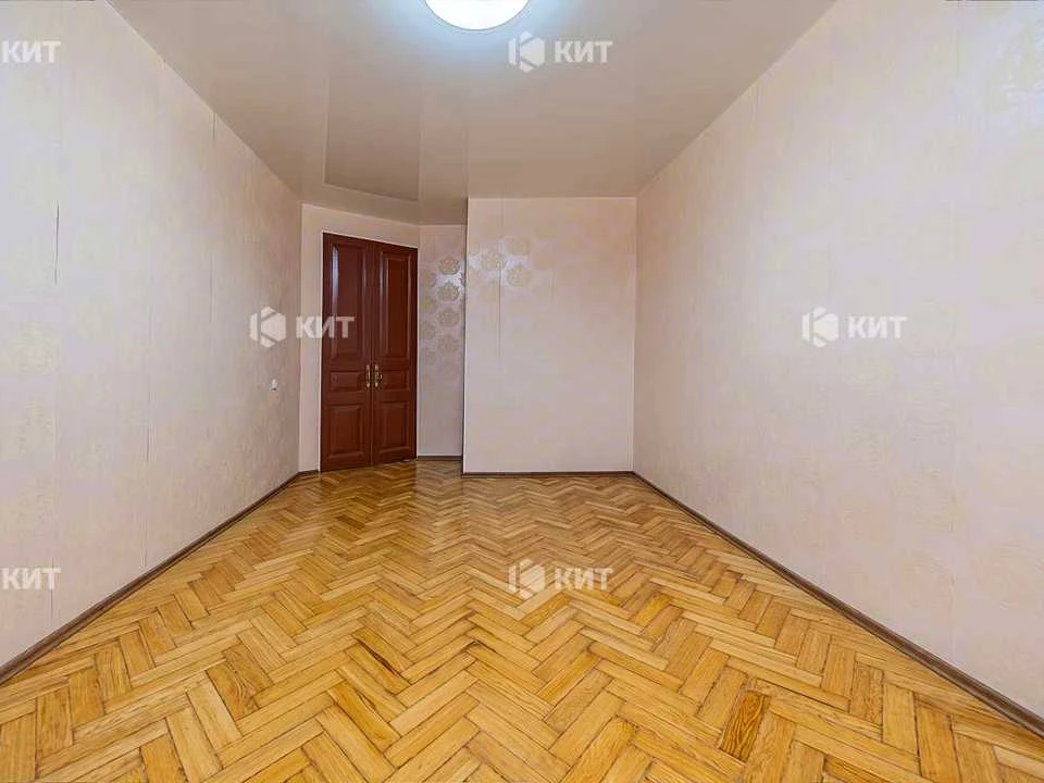 Apartment. Kharkiv, Myronositska St.