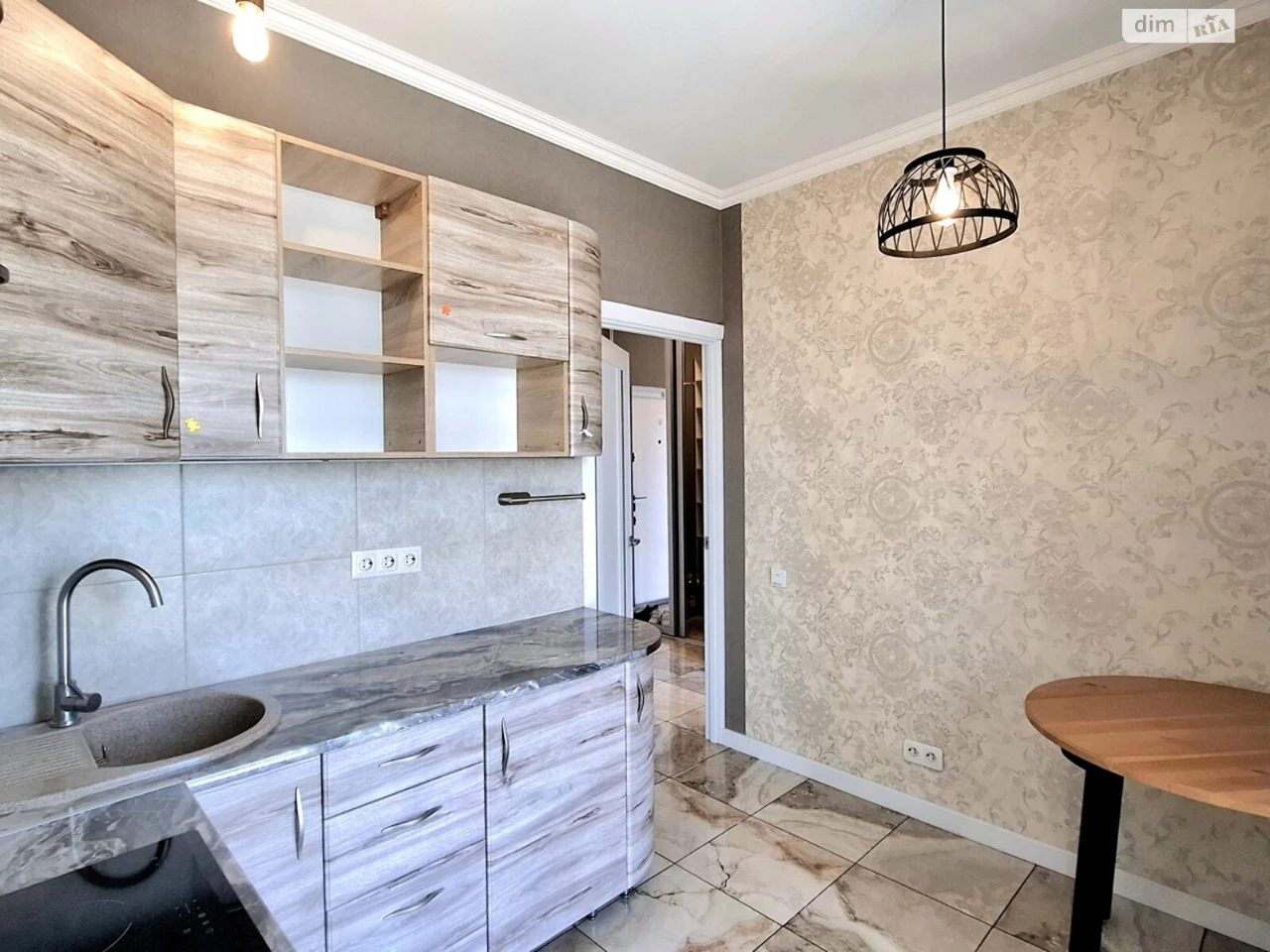 Apartment for Sale - Bagrynova Hora