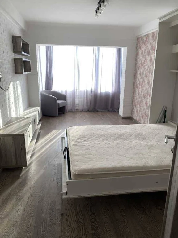 For Rent Long-Term 2-Bedroom Apartment, Kyiv, Dniprovskyi, Berezniak