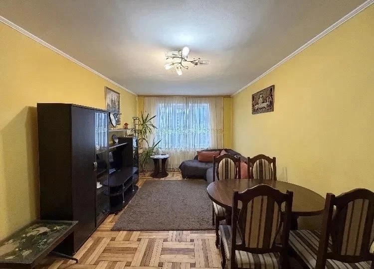 Sale of 3 room apartment 69.50 sq.m. 5/9 floor. Under Holoskom 10000