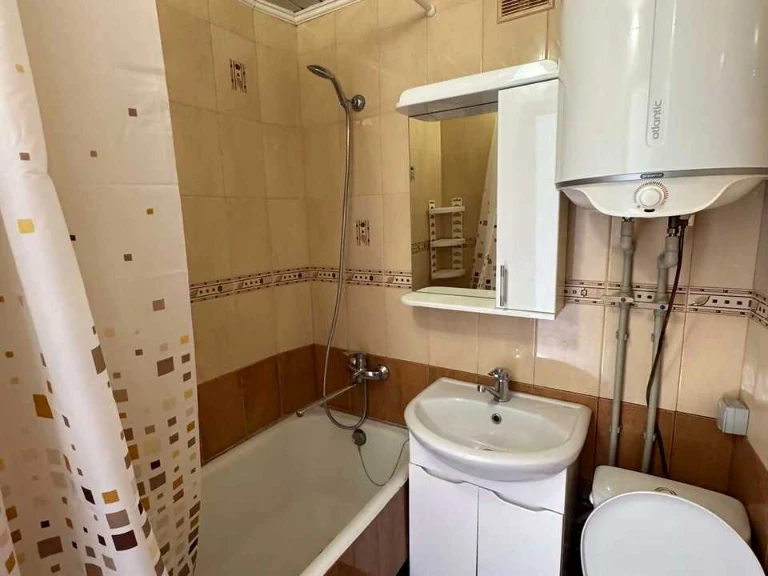 Apartment. Kharkiv, Kadenyuka Street
