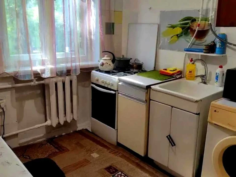 Apartment. Odesa, Shevchenko Avenue